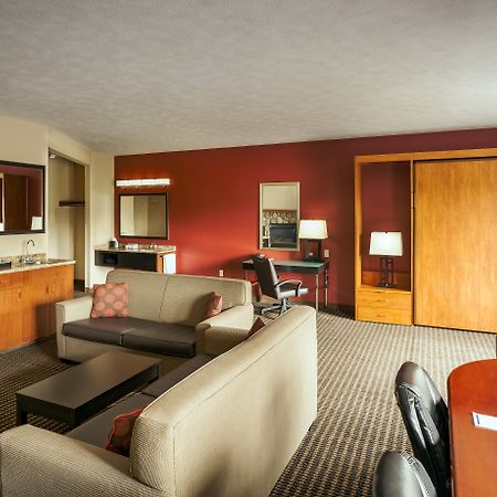 Wyndham Garden Anchorage Airport Hotel Buitenkant foto