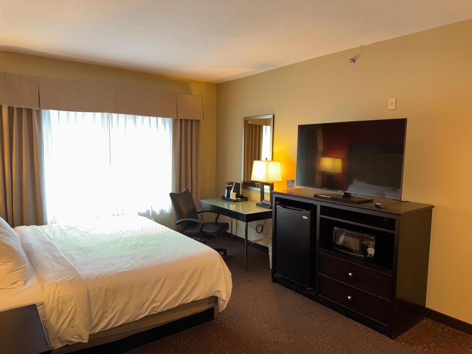 Wyndham Garden Anchorage Airport Hotel Buitenkant foto
