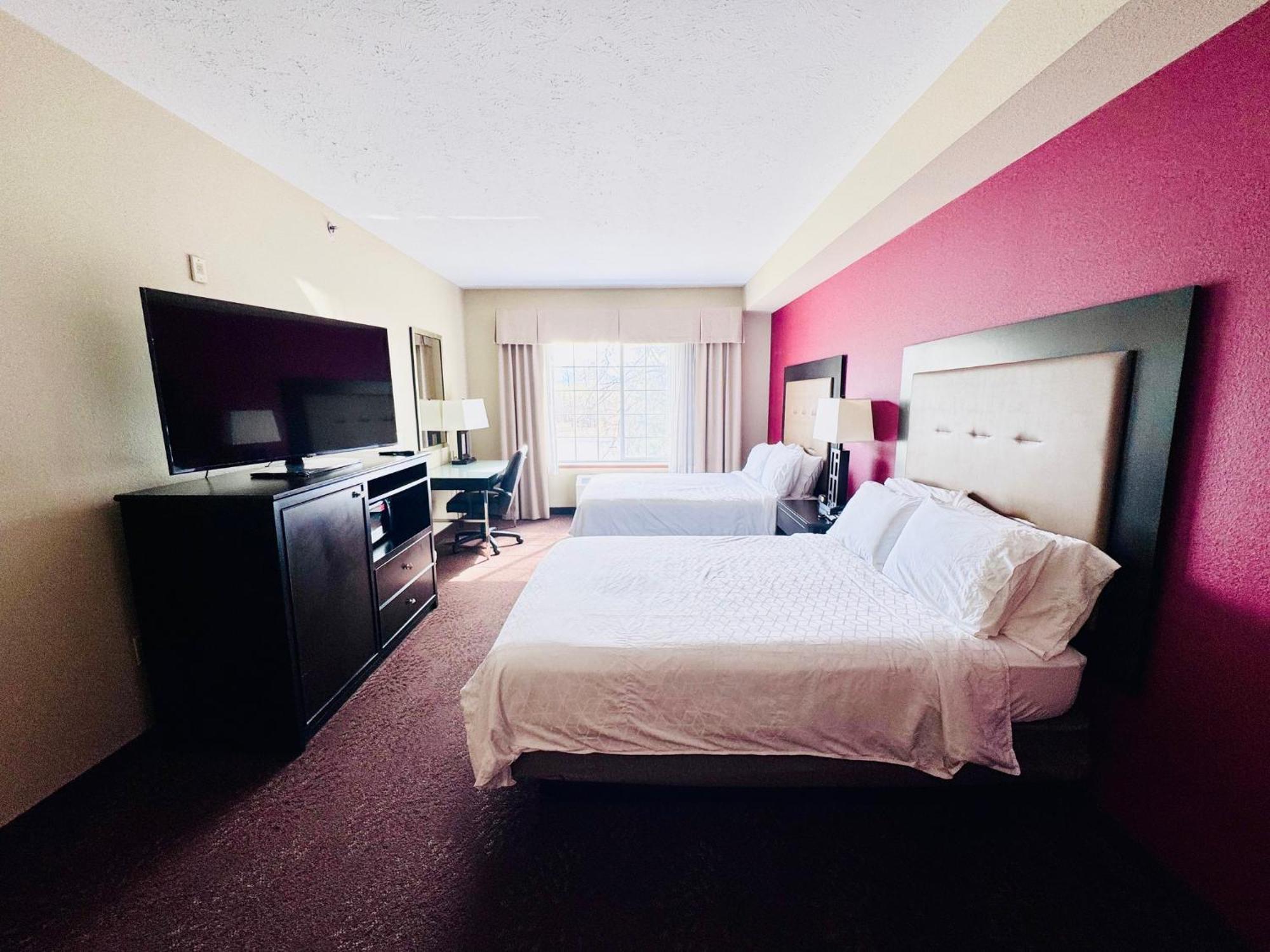 Wyndham Garden Anchorage Airport Hotel Buitenkant foto