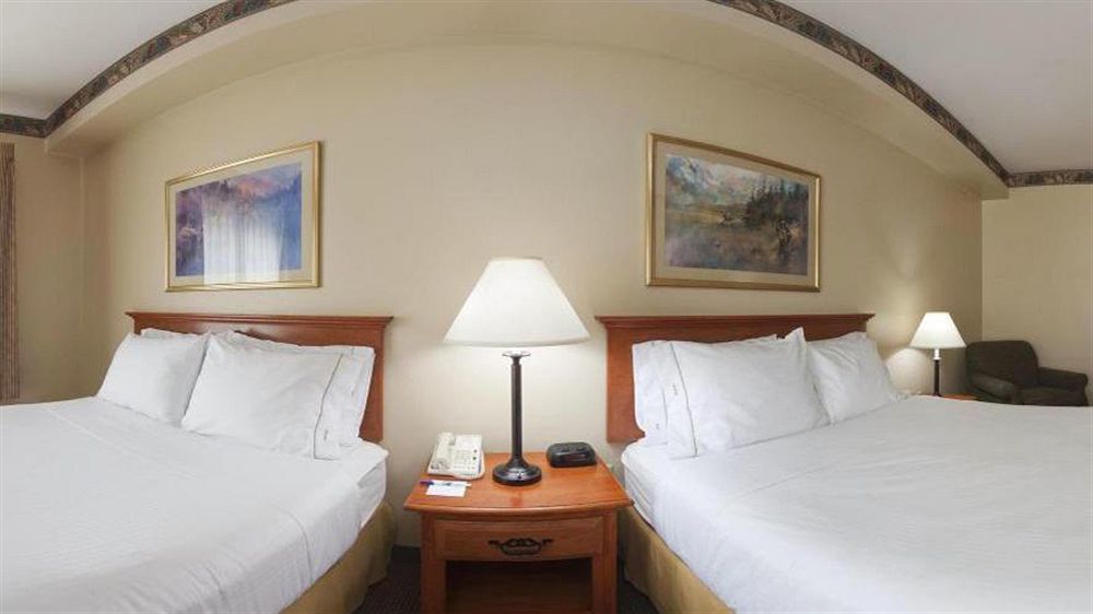 Wyndham Garden Anchorage Airport Hotel Buitenkant foto